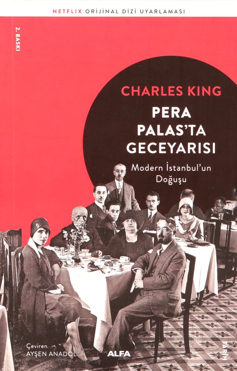 Pera Palas'ta Gece Yarısı